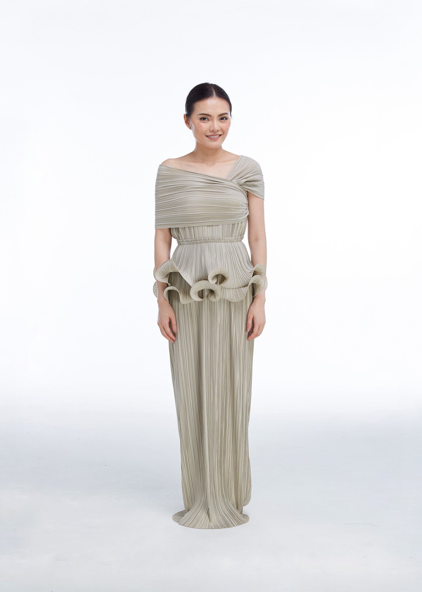 Garnet Dress – innitbangkok